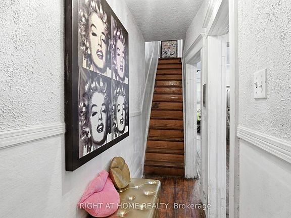 4th image of 290 McRoberts Ave