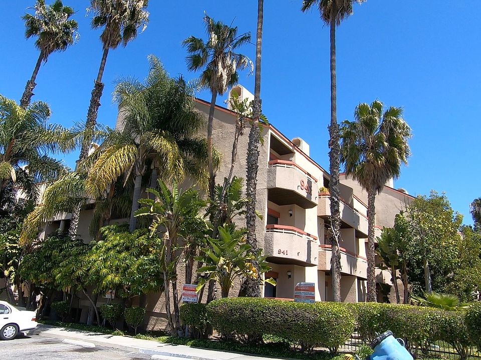 1st image of 941 W Carson St APT 202