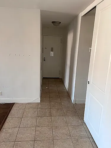 Shorecrest Towers — Photo 52