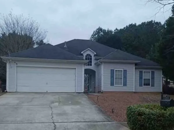 11831 Fairway Overlook, Fayetteville, GA 30215