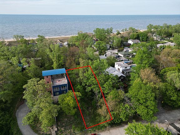 5th image of 7632 Maple St