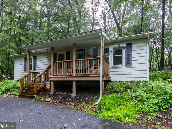 309 Poplar St, Fleetwood, PA 19522