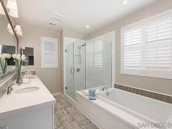 4th image of 16220 Veridian Cir