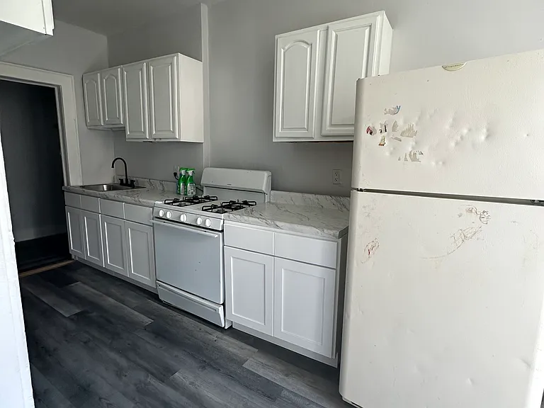 449 Elizabeth Ave #511 — Photo 2