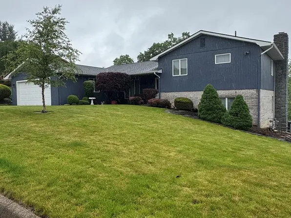 10 FIELDCREST DRIVE, Wheeling, WV 26003