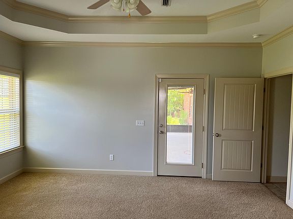 4th image of 515 Riverwood Dr