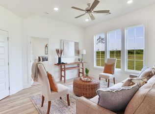 1006 Crossing Ct E, Valley, AL 36854