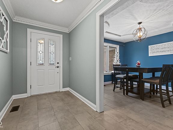 3rd image of 1324 Willow Oak Ct