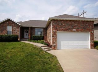 3851 W Erie St, Springfield, MO 65807