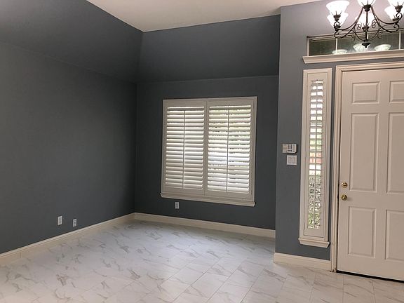 4th image of 4303 Republic Dr