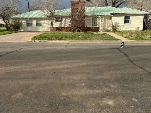102 Continental St, Blanding, UT 84511