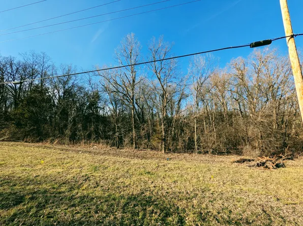 N Highway Vv, Columbia, MO 65202