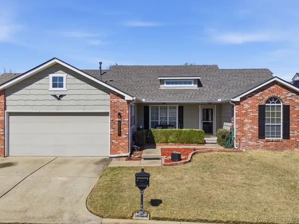 8931 E 62nd Pl, Tulsa, OK 74133