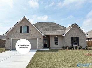 149 Elledge Farm Dr, Hazel Green, AL 35750