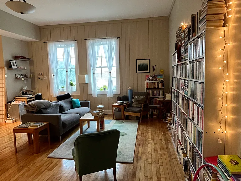 17 Dove St — Photo 2