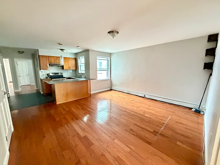 16 71st St #1 — Photo 2