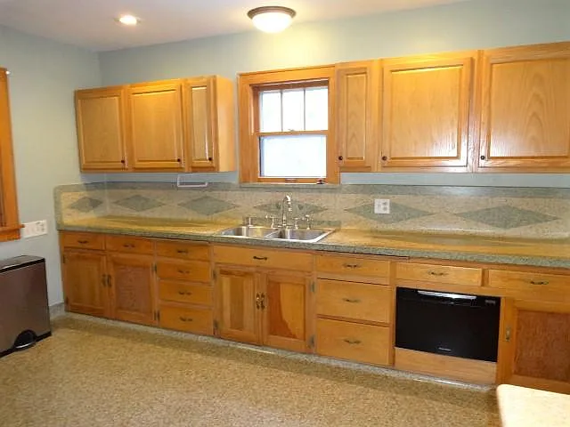 1213 W Oklahoma St — Photo 13