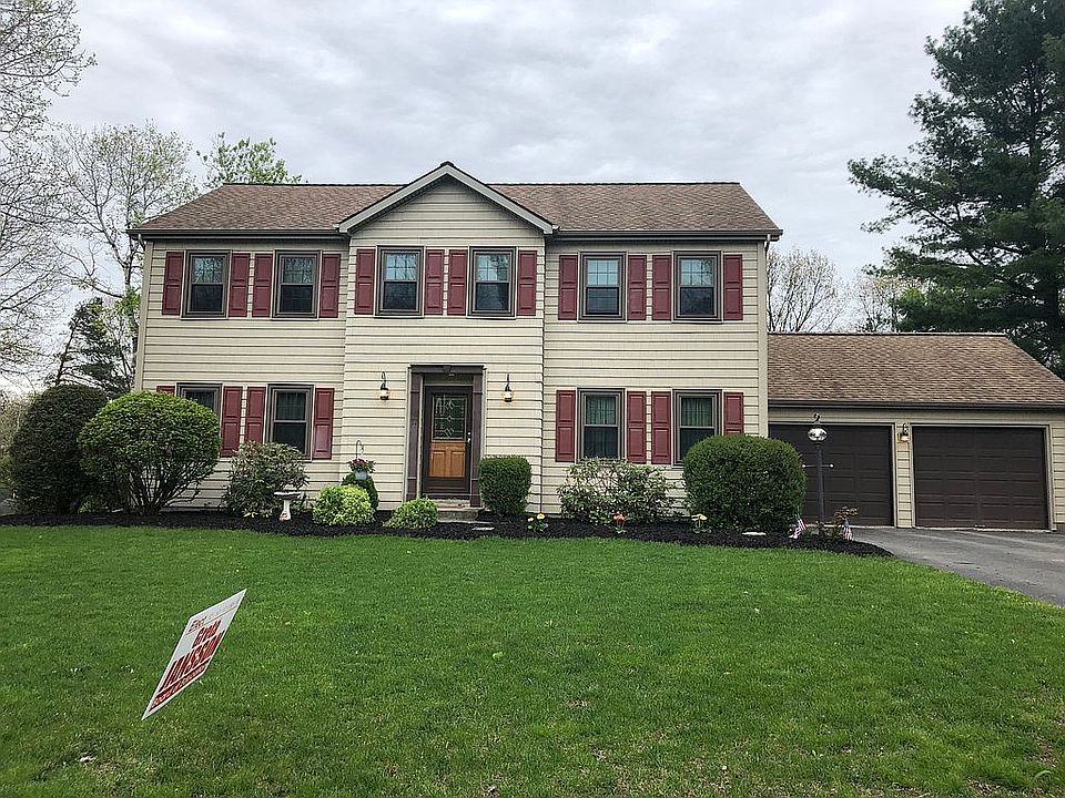 1st image of 11 Redwood Dr
