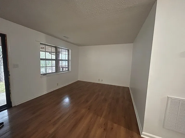 3624 Shirl Jo Ln #3626 — Photo 6