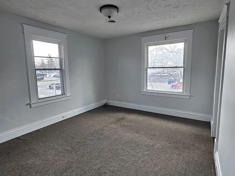 917 E Kalamazoo St — Photo 6