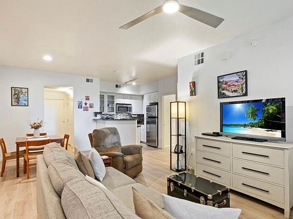 4th image of 3633 N 3rd Ave Unit 1063