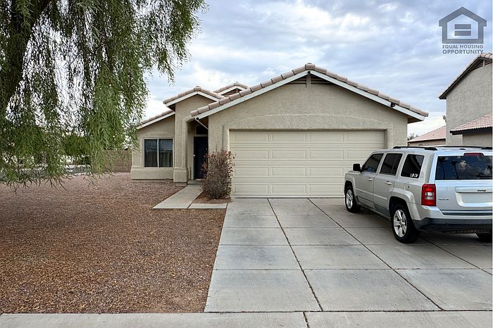 1st image of 8630 W Las Palmaritas Dr