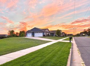 1065 Charles Ave, Onalaska, WI 54650