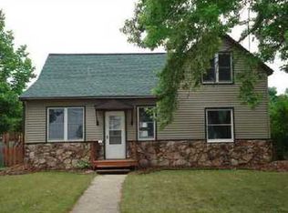 121 W Race Ave, Elmwood, WI 54740
