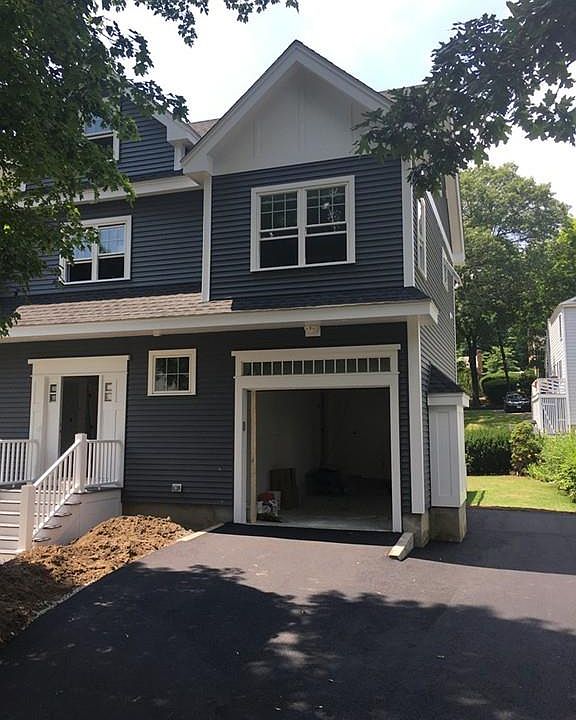 2nd image of 98 Stowecroft Rd