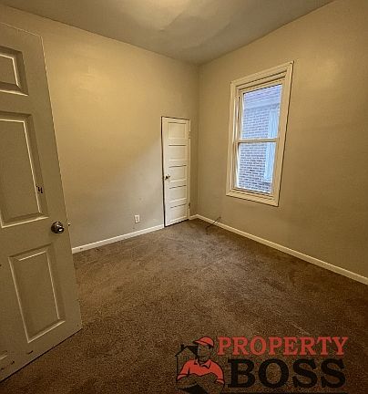 4th image of 3931 Catalpa St