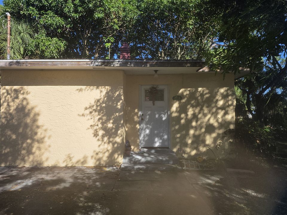 1st image of 5313 Balsam St