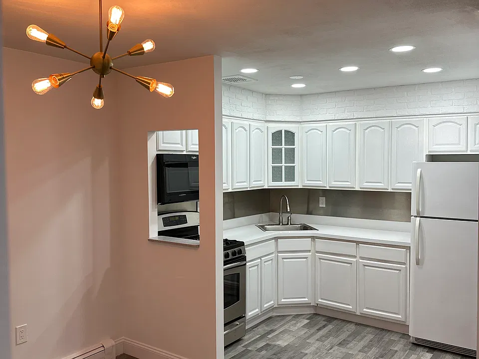 Dining room/ Kitchen