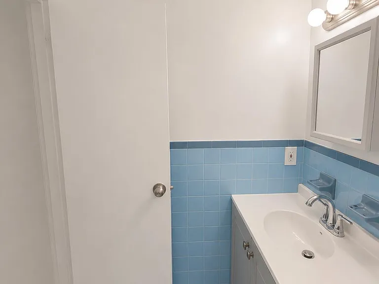 1150 NE 17th Ct #15 — Photo 9