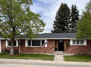1500 Gentry Blvd, Gering, NE 69341