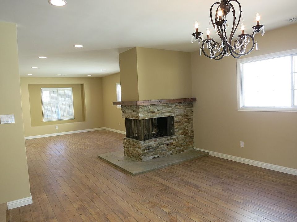 2nd image of 7838 Moorcroft Ave