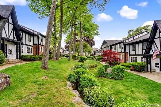 1st image of 129 Parkside Drive