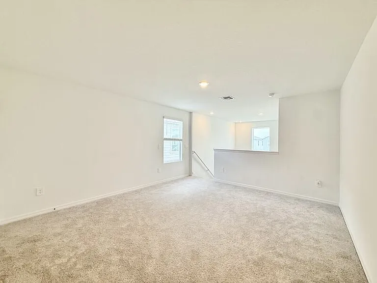641 Bald Cypress Dr — Photo 32