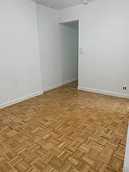 Rented by M.Grossman R.E. Management