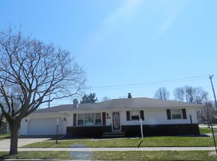 2807 E Lourdes Dr, Appleton, WI 54915