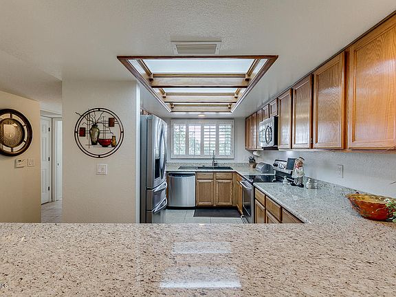 5th image of 8651 E Royal Palm Rd Unit 229