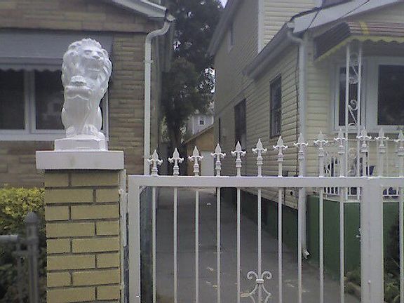 3rd image of 11145 147th St