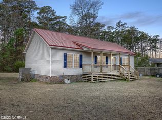 155 Brinkly Dr, Wanchese, NC 27981