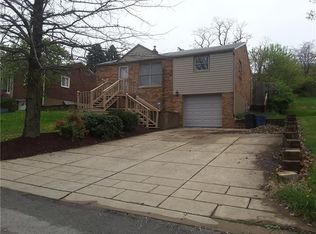 424 Glencoe Dr, West Mifflin, PA 15122