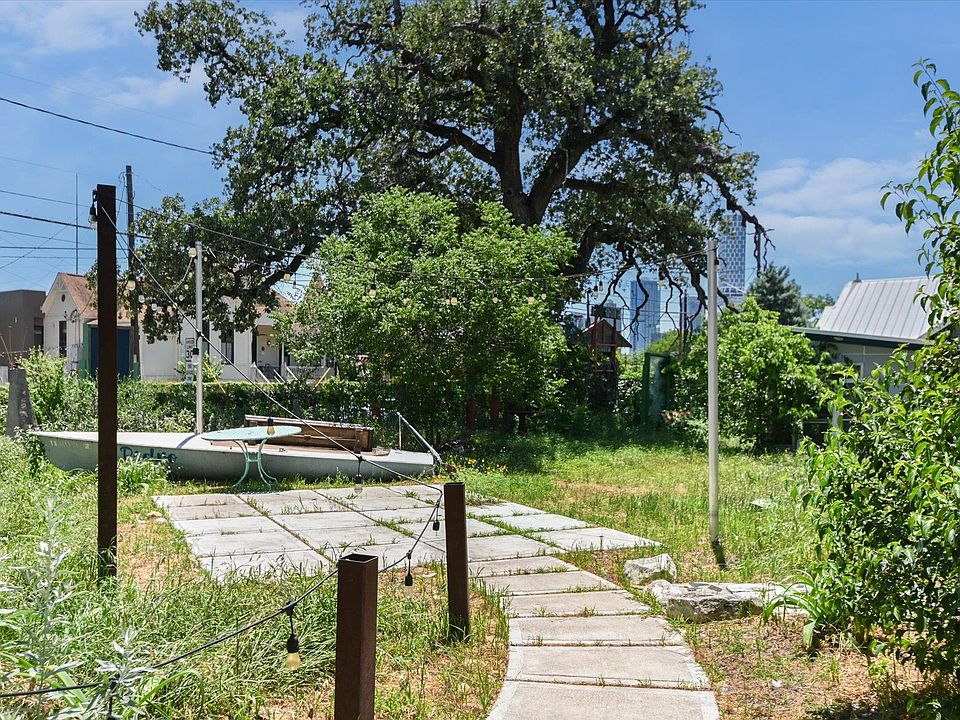 1st image of Rosewood Ave