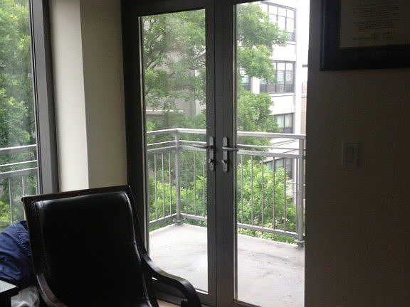 4th image of 176 W 9th St APT 3R