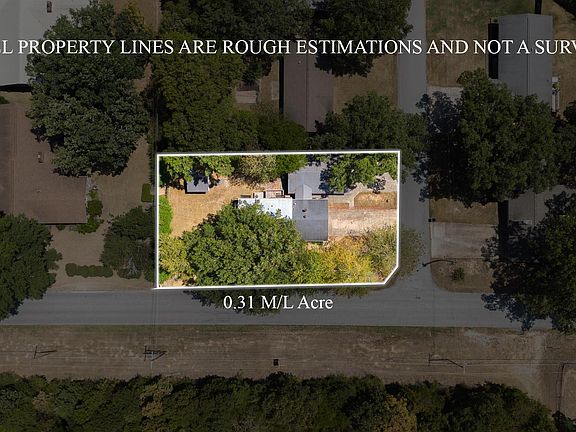 4th image of 3015 Debra St