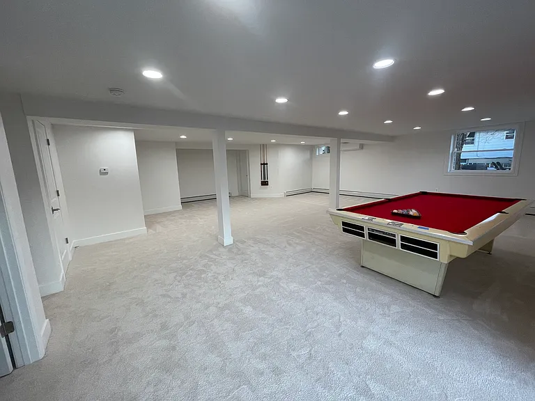 2106 Suburban Greens Dr — Photo 16