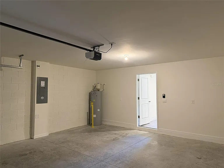4391 Hazel St — Photo 17