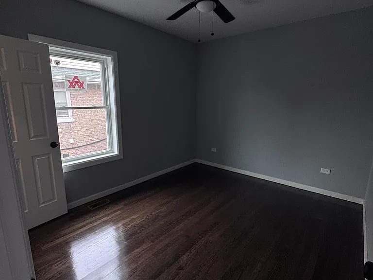 1214 N 19th Ave #1 — Photo 7