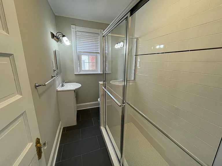 303 S Olive St #2 — Photo 9